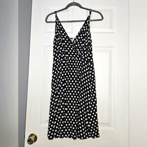 Weaczzy Womens spaghetti strap v-neck black and white polkadot dress‎ size L